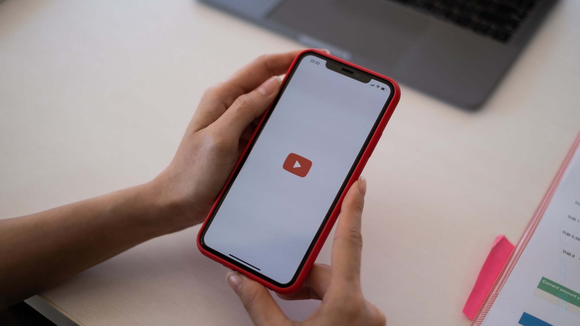 Youtube adapta-se para facilitar remoção de conteúdos deepfake criados por IA