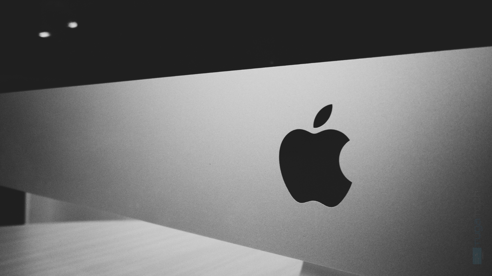 Apple logo