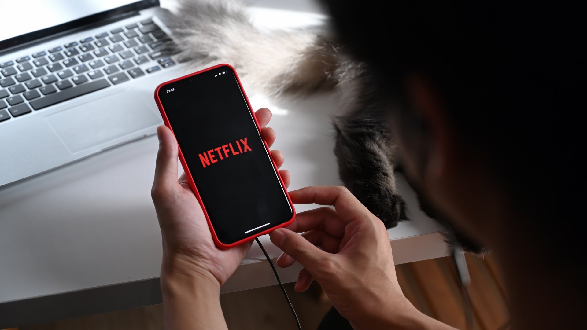 Ainda paga o Netflix pela conta da Apple? Vai ter de alterar!