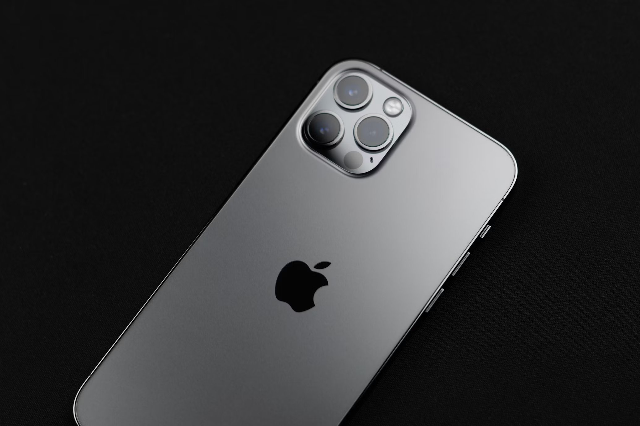 Apple pode lançar iPhone dobrável mais tarde que o previsto