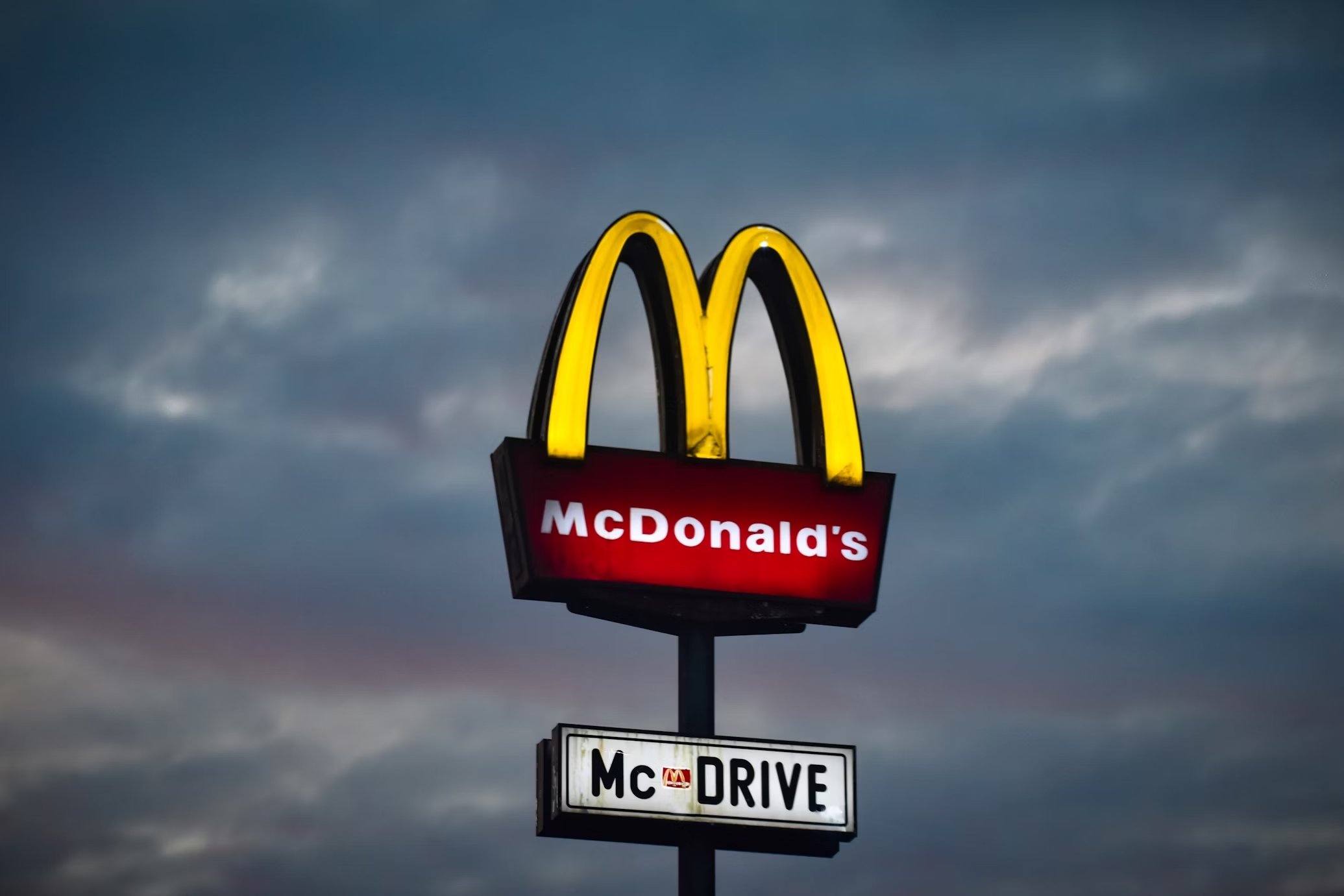 McDonalds confirma falha em sistemas devido a erro de configuração