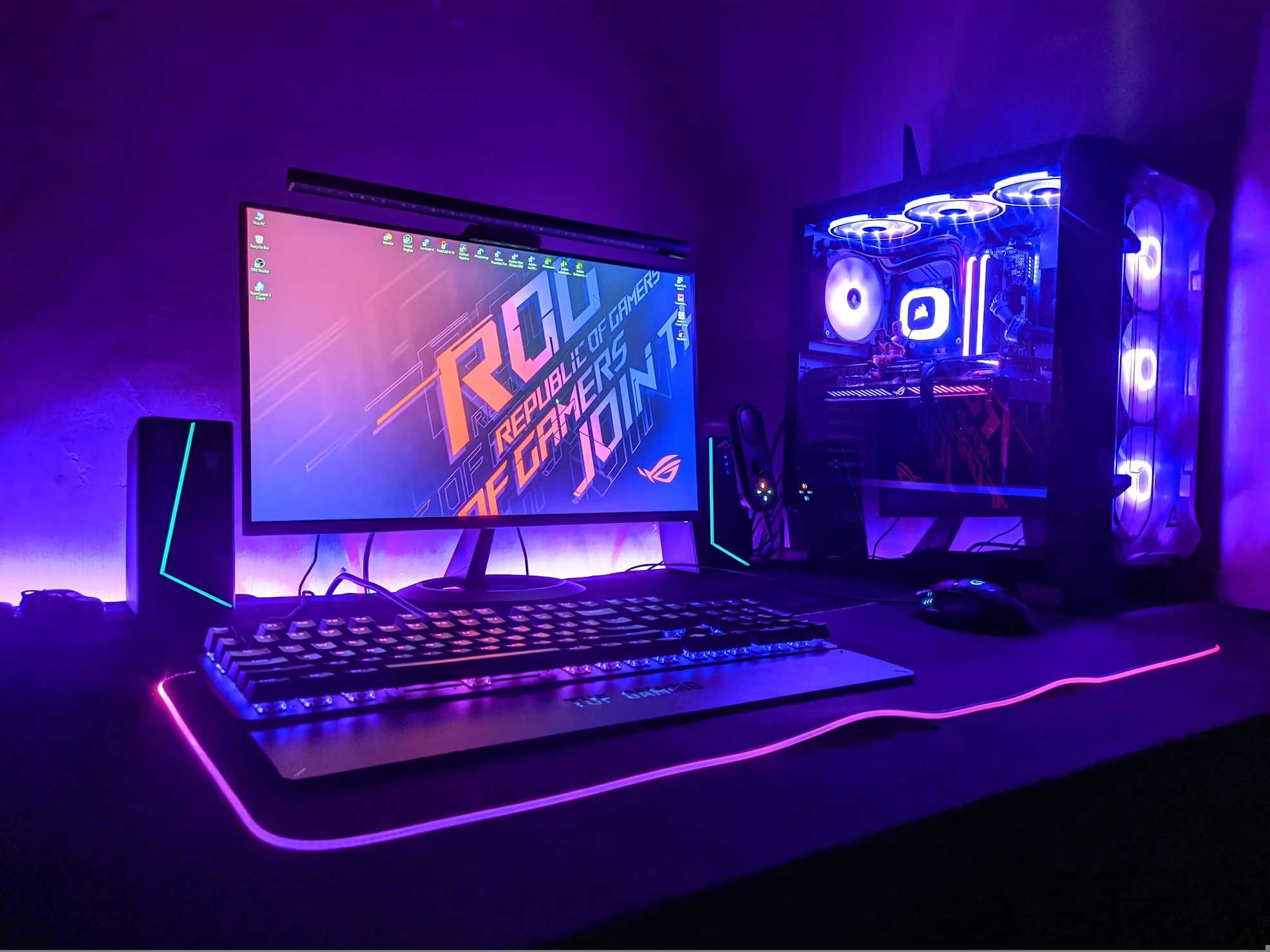 Computador com RGB e placas Asus