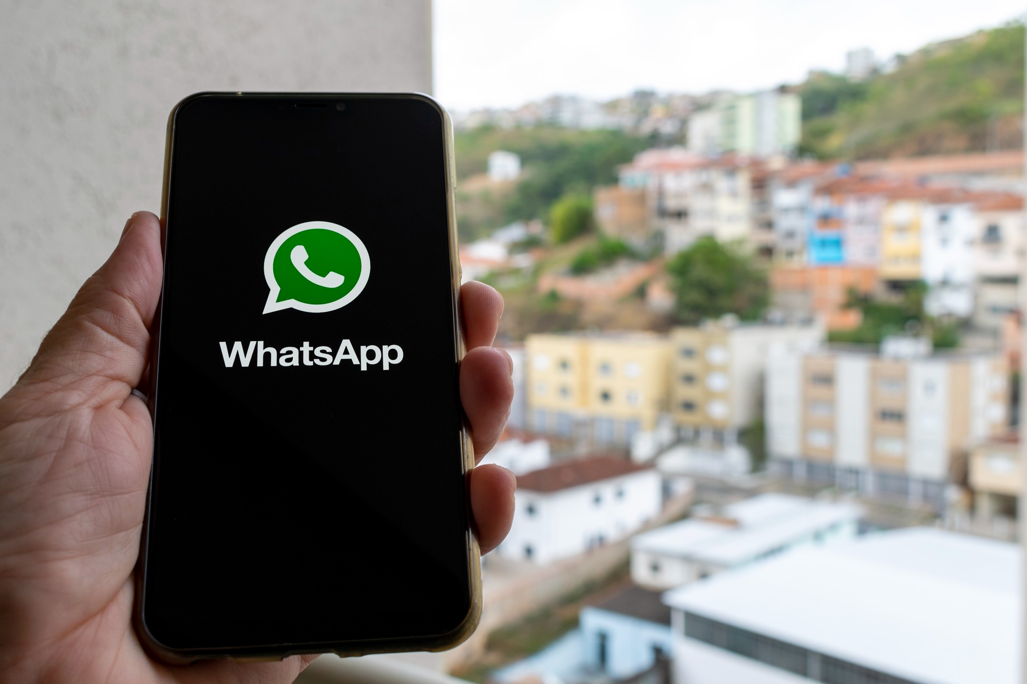 WhatsApp em smartphone