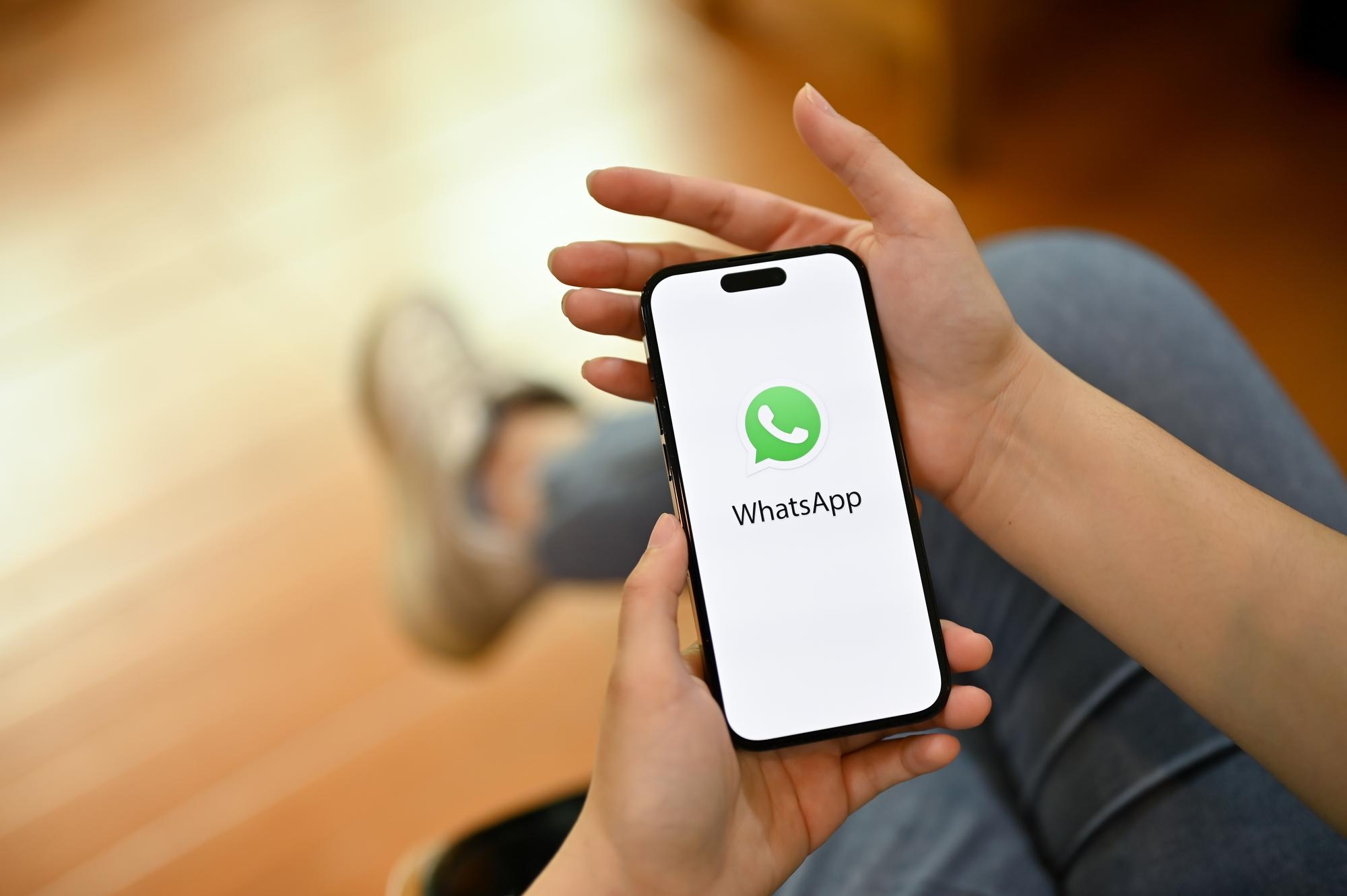 WhatsApp em smartphone